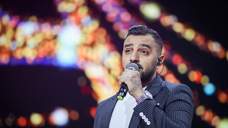 מהומה בהופעה של איתי לוי בקיסריה: מכות וגז פלפל בקהל