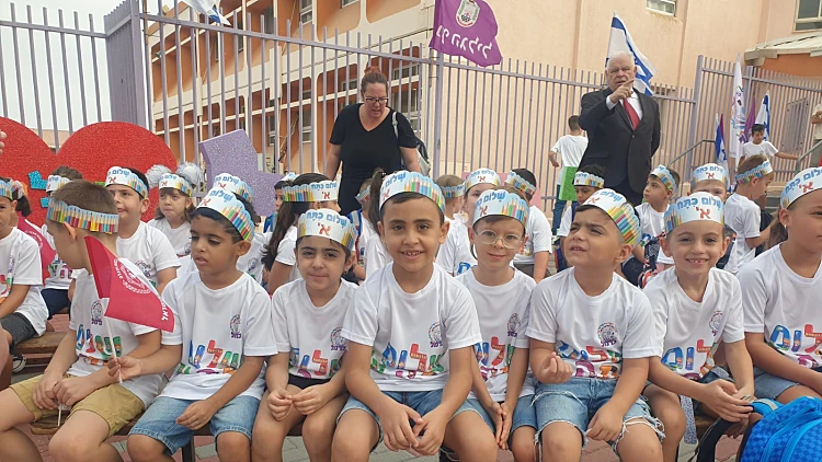 התלמידים, המורים והפוליטיקאים פותחים שנה: "בסוף הכול הסתדר"