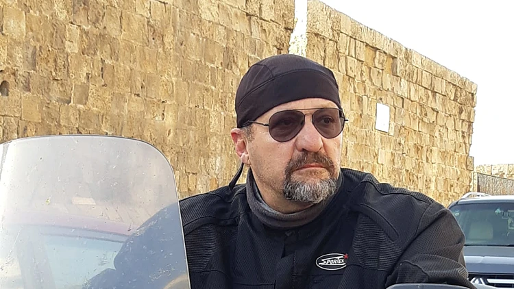 לורן מורלי, נהג האוטובוס שנפצע בפיגוע בבקעה