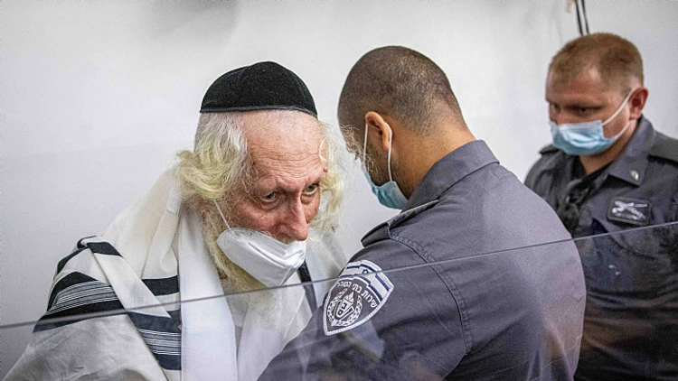 ברלנד מעודד את חסידיו לטוס לאומן: "סעו בקיאקים"
