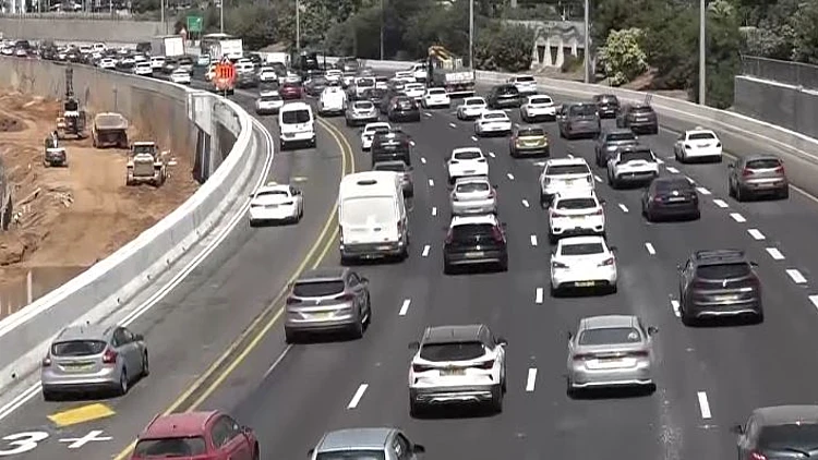 אושר ללא התנגדות: רכבי חירום יורשו לנסוע על נת"צ - בכל זמן