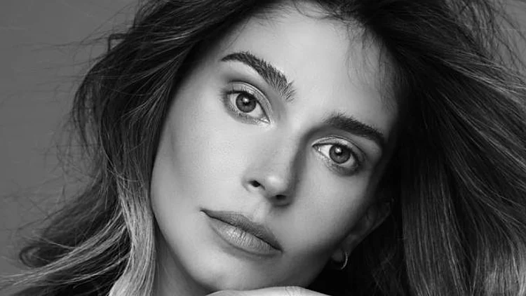 קורל סימנוביץ'