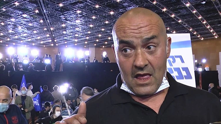 מסרטוני הרפש - לקמפיין: הפעילים המכפישים מועסקים בליכוד