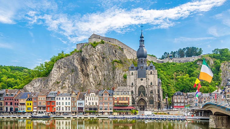 ,העיירה דינאן, בלגיה