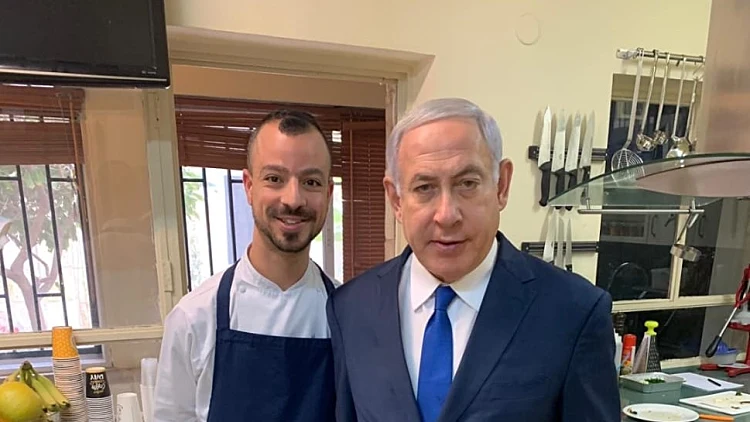 השף של נתניהו: "אנשים חושבים שבלפור זה הארמון של אליזבת'"