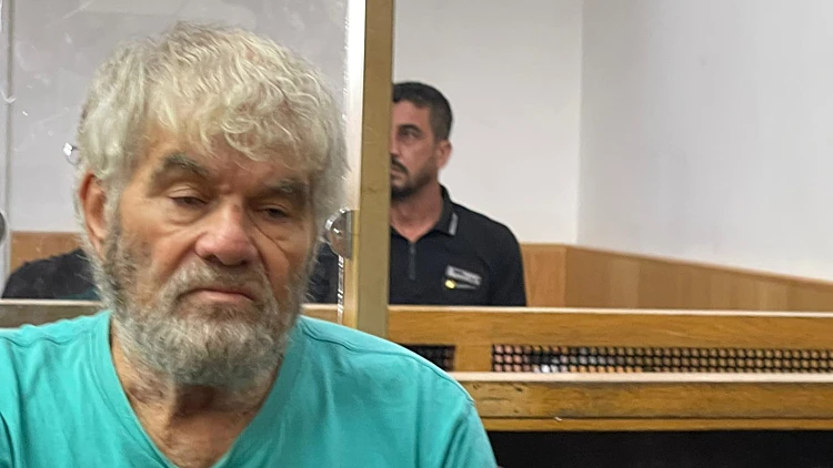 "נוכח גילו ועברו החוקי": הנהג שתקף עם מסור ישוחרר למעצר בית