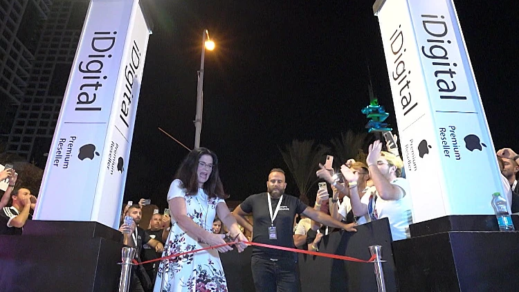 למרות הביקורת: הישראלים התנפלו על אייפון 14