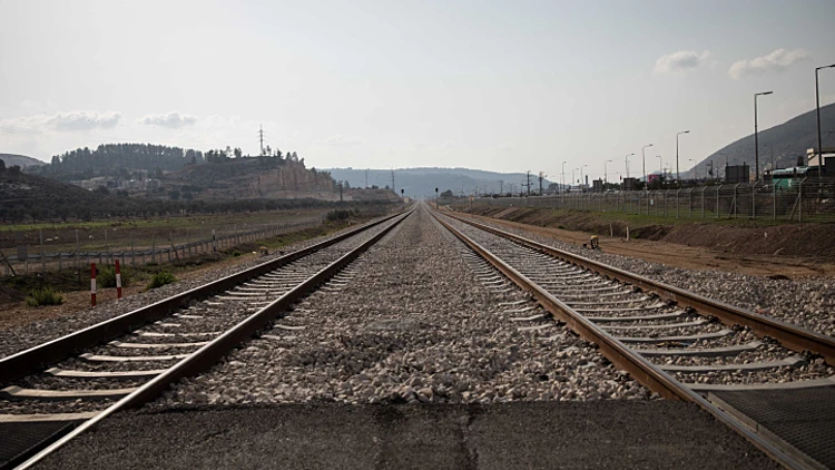 החשד לניסיון פיגוע במסילה: העצור שנחשד בהנחת המכשול שוחרר