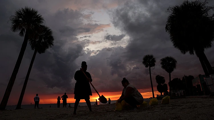 הכנה להוריקן "איאן"
