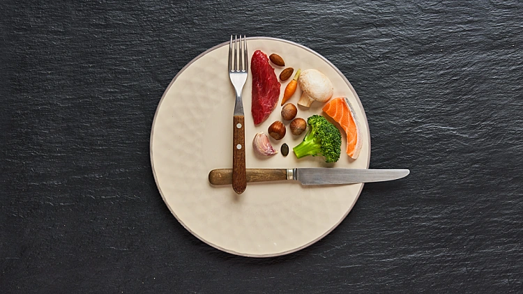 המדריך המלא לקראת יום כיפור: כך תעברו את הצום בקלות