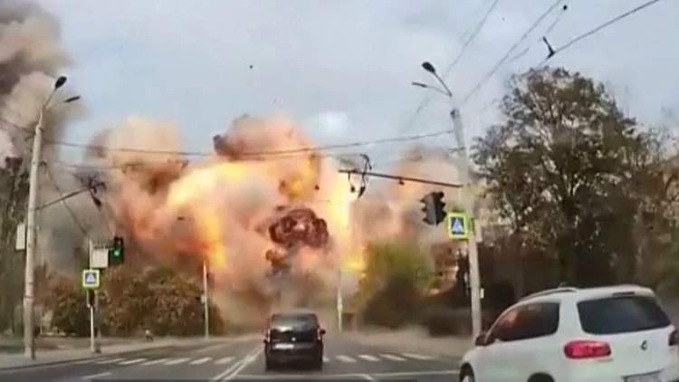 המציאות החדשה של ישראלים בקייב: "לא יכולים לברוח מזה"