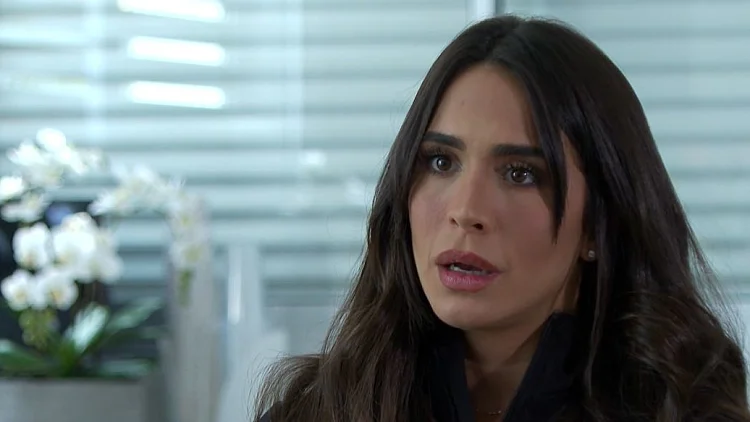 דוגמנית הנשק חושפת את האלימות המינית שחוותה: "החיים היו כאוס"