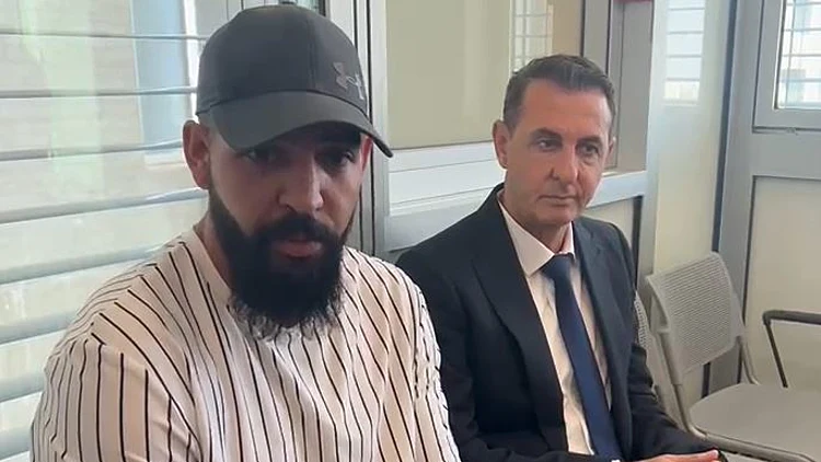 עדות קורבן הלינץ' בבת ים: "חשמלו אותי בצוואר וצעקו 'הנה ערבי'"