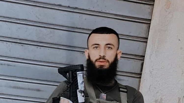 מחמוד אלבנא, הבכיר בגוב האריות אשר הסגיר עצמו למנגנוני הרשות