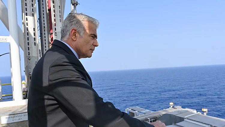 רה"מ יאיר לפיד מבקר באסדת כריש