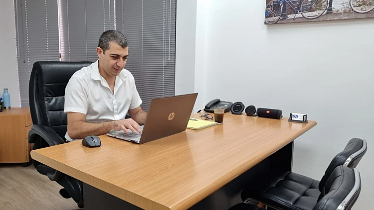 עו"ד אלדד חרש