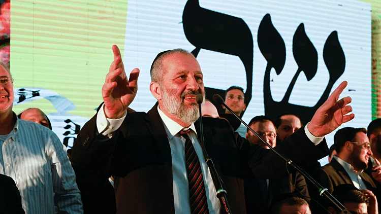 בדרך לפסקת התגברות: בג"ץ יתקשה לקבוע כי מינוי דרעי לא סביר