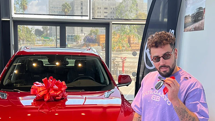 נתן מתנה לאמא שלו? זה מה שנתנאל באמת עשה עם רכב הזכייה