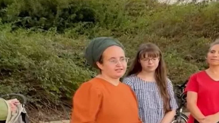 המתלוננת נגד הרב טאו מדברת: "פגע בי מינית מאז שאני קטנה"