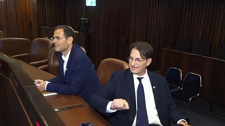 בעז ביסמוט ומשה סעדה