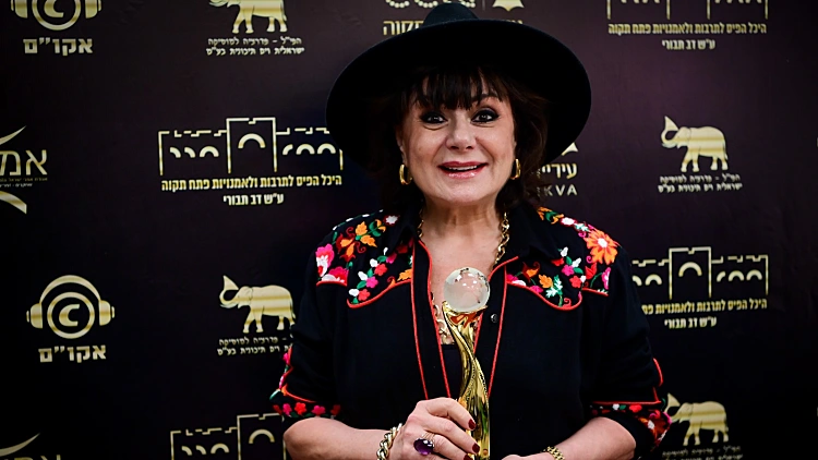 חנה לסלאו הודיעה: מוותרת על הדלקת המשואה ביום העצמאות