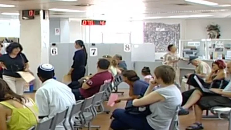 "קרימינליות לשמה": הסחר הסודי בתורים למשרד הפנים