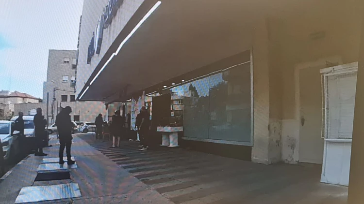 "התפרעו והכו עם בקבוק": זוג מחיפה מואשם בתקיפת קב"ט ומאבטח
