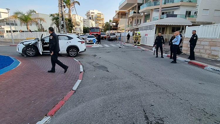 כשארבעת ילדיו ברכב: עבריין מוכר נפצע בפיצוץ בנהריה