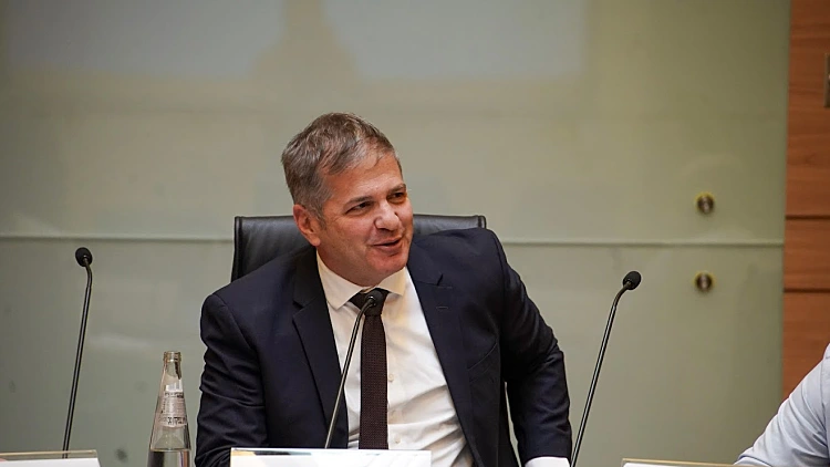 המסע לפולין ובחינות הבגרות במקצועות החובה: השינויים בחינוך