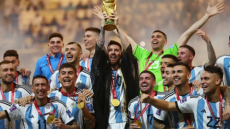 על גג העולם: בתום דרמת ענק - ארגנטינה זכתה במונדיאל