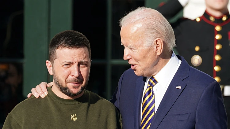 הנשיא ביידן והנשיא זלנסקי בבית הלבן