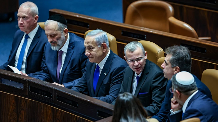 סקר חדשות 13: הרוב נגד הממשלה, 77% מתנגדים לחוק האפליה