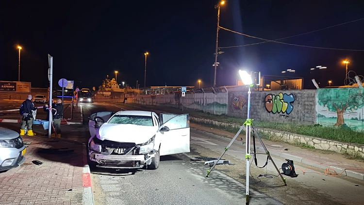 פצוע קשה מפיצוץ רכב סמוך לתחנת הרכבת בנתניה