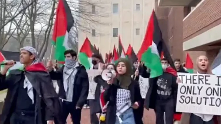 סקר בארה"ב: כרבע מהאמריקנים "מבינים" אלימות כלפי יהודים