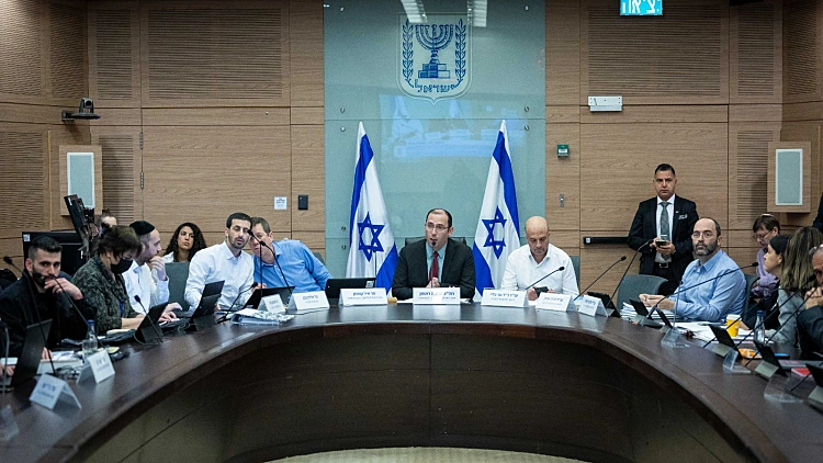 דיון על הרפורמה המשפטית בוועדת חוקה