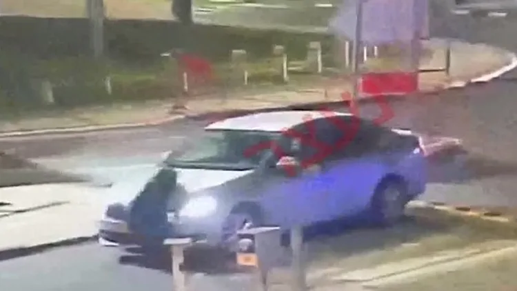 התבקש לעצור בכניסה ללהבים - ופגע במאבטחת עם רכבו | תיעוד