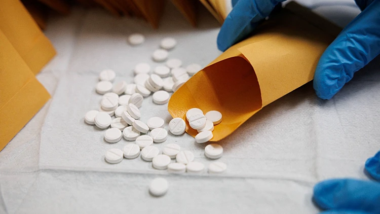 מטופלים בבתי חולים קיבלו מרשמים שגויים, התקלה הוסתרה