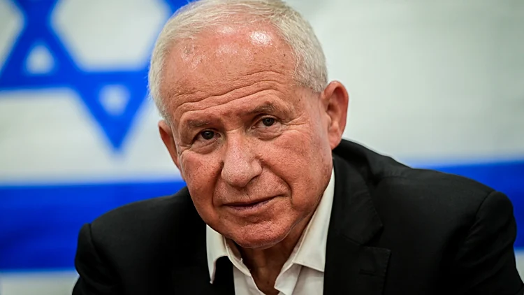 דיכטר: "ישנם בריונים המסכנים את המדינה בגרירה לחקיקה קיצונית"