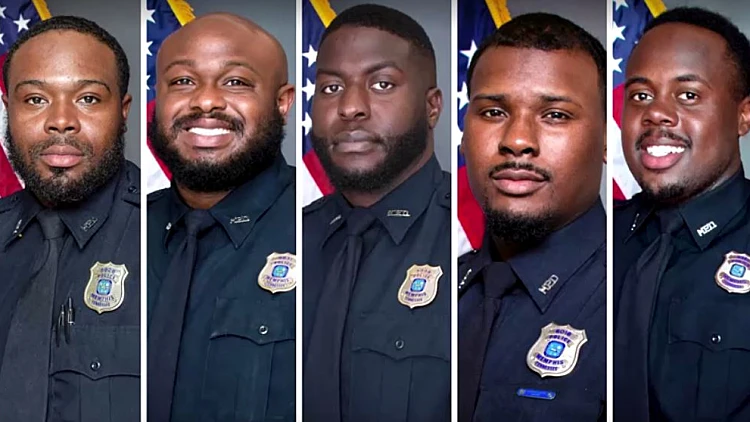 חמשת השוטרים הנאשמים ברצח