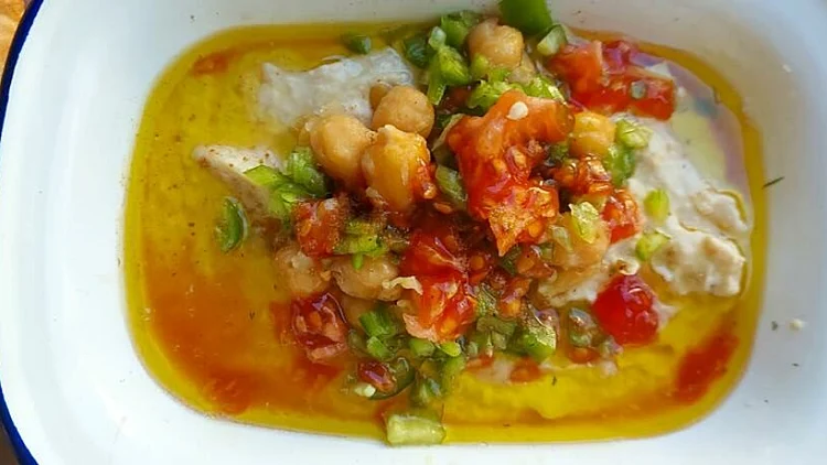 מסבחה, חומוס