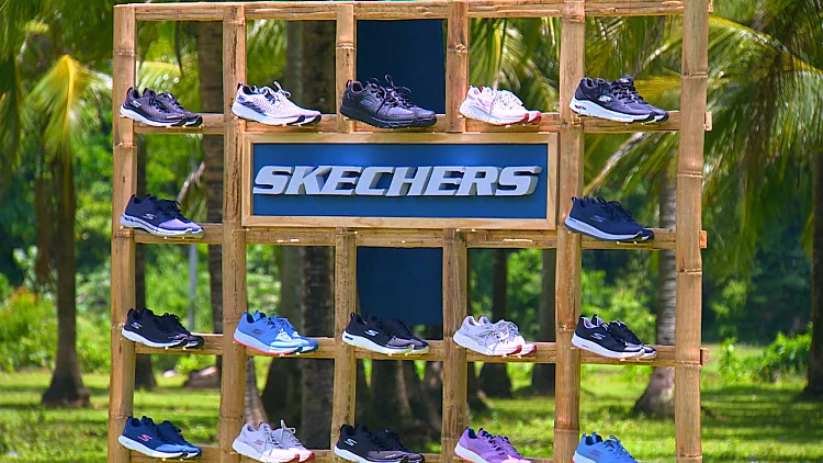 איזה פינוק! השורדים עושים שופינג בחנות של סקצר'ס