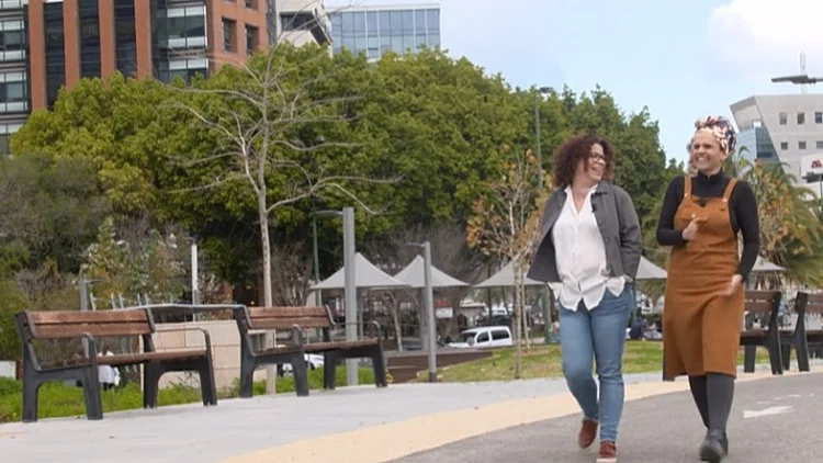 "בני אדם - מעל האידאולוגיה": שתי הנשים שהשכול איחד ביניהן