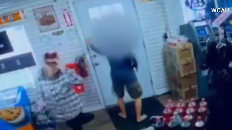 אחרי שנה שהייתה כלואה: אישה מניו ג'רזי הצליחה להימלט מהחוטף שלה | תיעוד