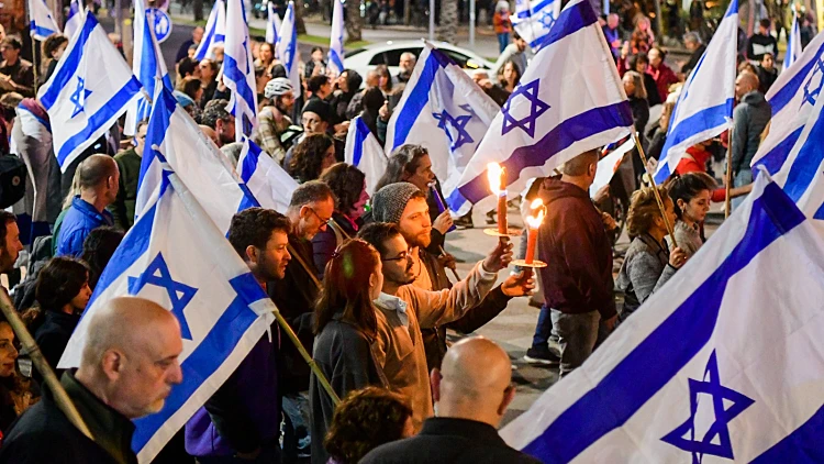 עובדי המדינה רוצים להשתתף בהפגנות - הנציבות לא מספקת מענה