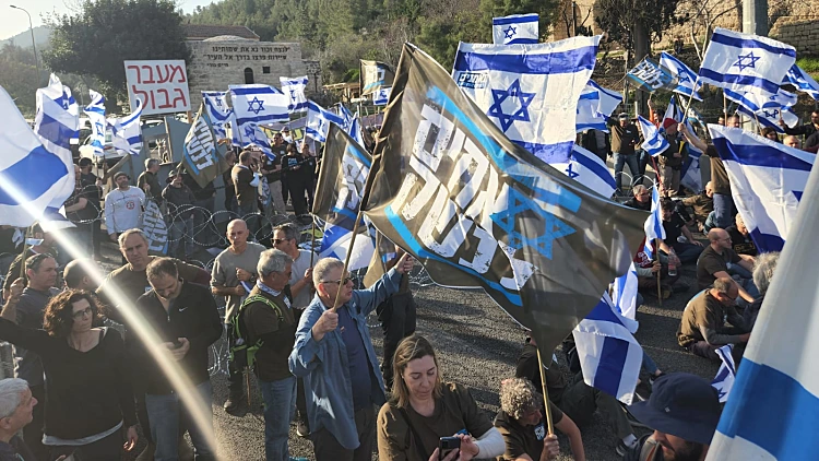 הקרע בצה"ל מעמיק: חשש שמאות טייסים וקצינים בקבע יפסיקו לשרת