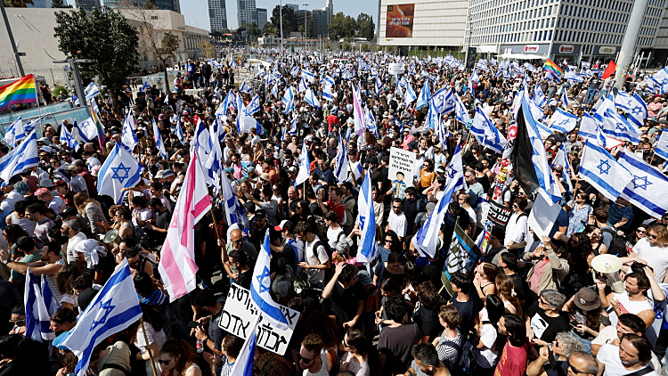 שיבושים, מיצגים וצעדות ענק: כל מה שצפוי ב"יום השיתוק"