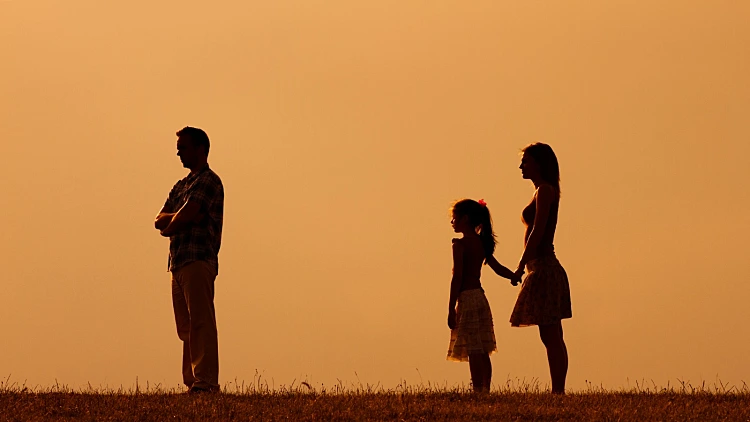 גירושין הורים ילד ילדה ילדים