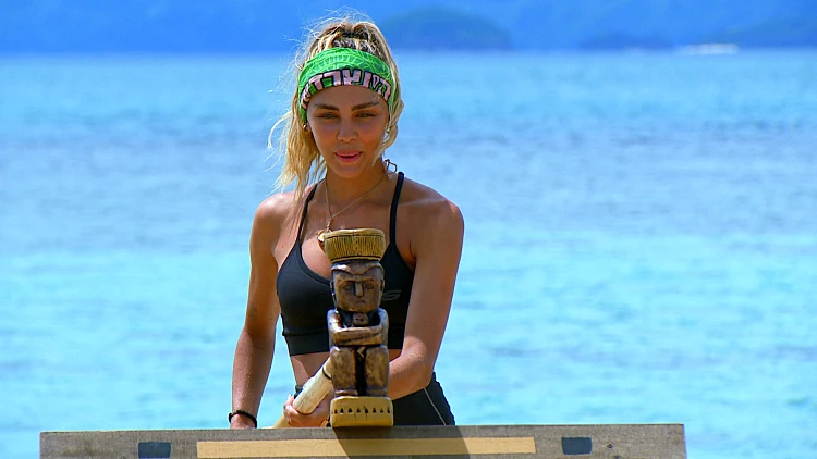 "איזה הזיות, מה קורה לטל? הזוגיות עם מאיה חיסלה אותו"