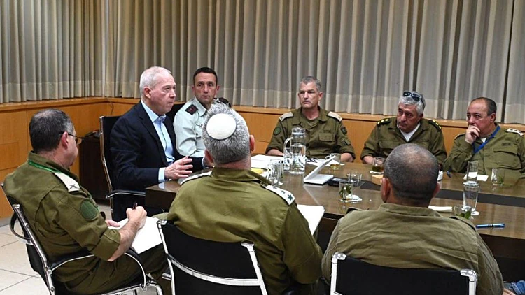 פגישת הרמטכ"ל ושר הביטחון עם אנשי המילואים