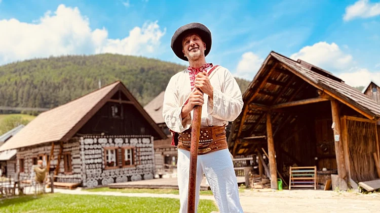 הכפר Cicmany בהרי הטטרה הנמוכים